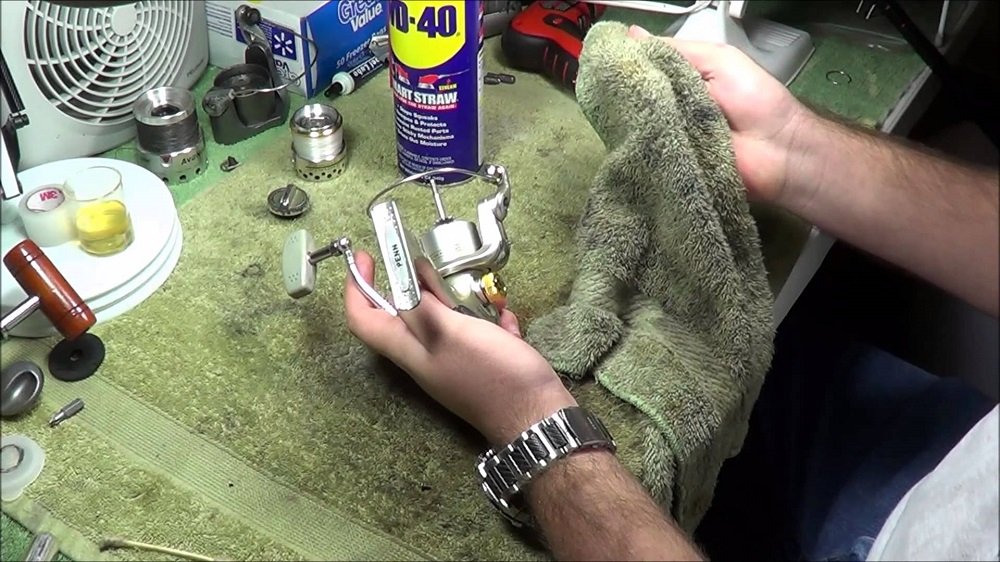 how to do maintenance, repair and take care of your spinning reel