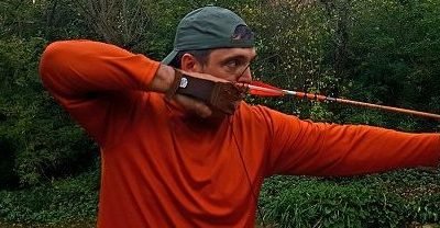 shooting a recurve longbow